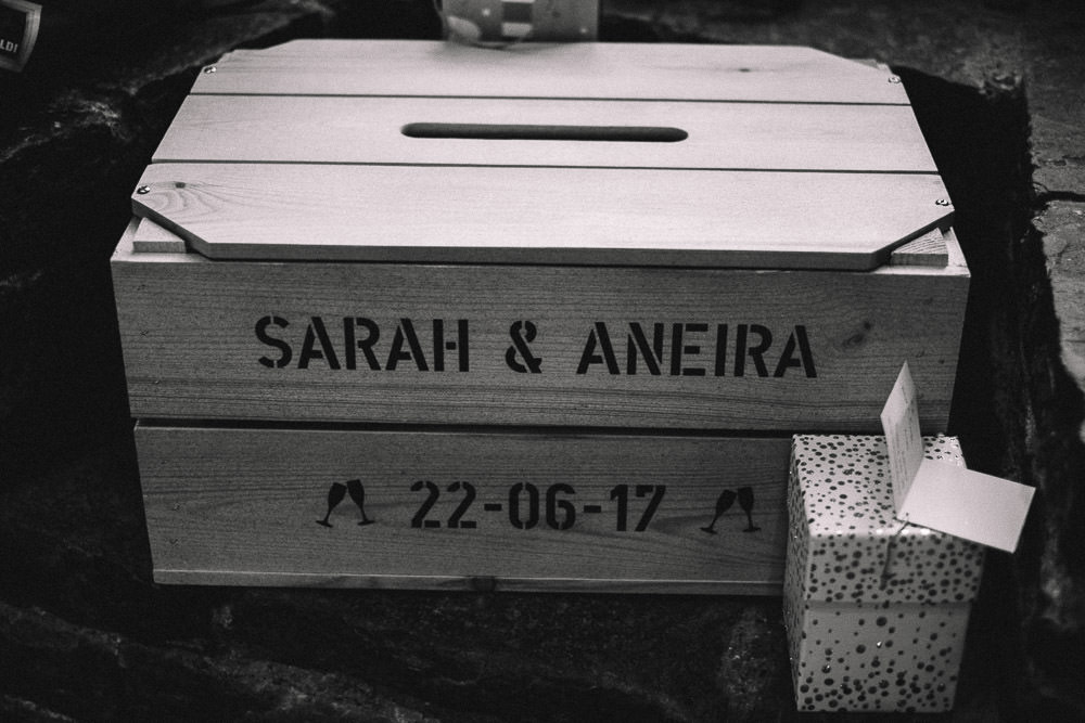 ANERIA SARAH ALTERNATIVE WEDDING PHOTOGRAPHY CAERPHILLY CASTLE 32